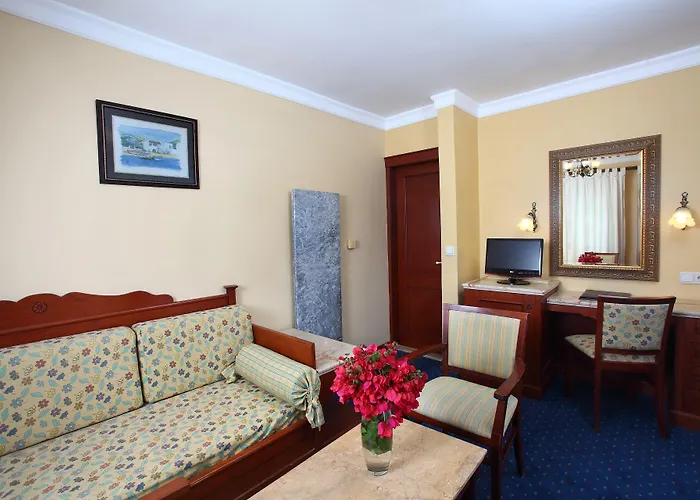 Hotel Manzara Boutique - Adults Only 3*