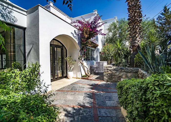 Hotel Manzara Boutique - Adults Only 3*