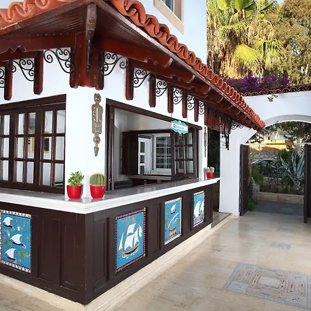 מלון Manzara Boutique - Adults Only 3*